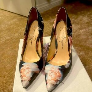 Jessica Simpson heels